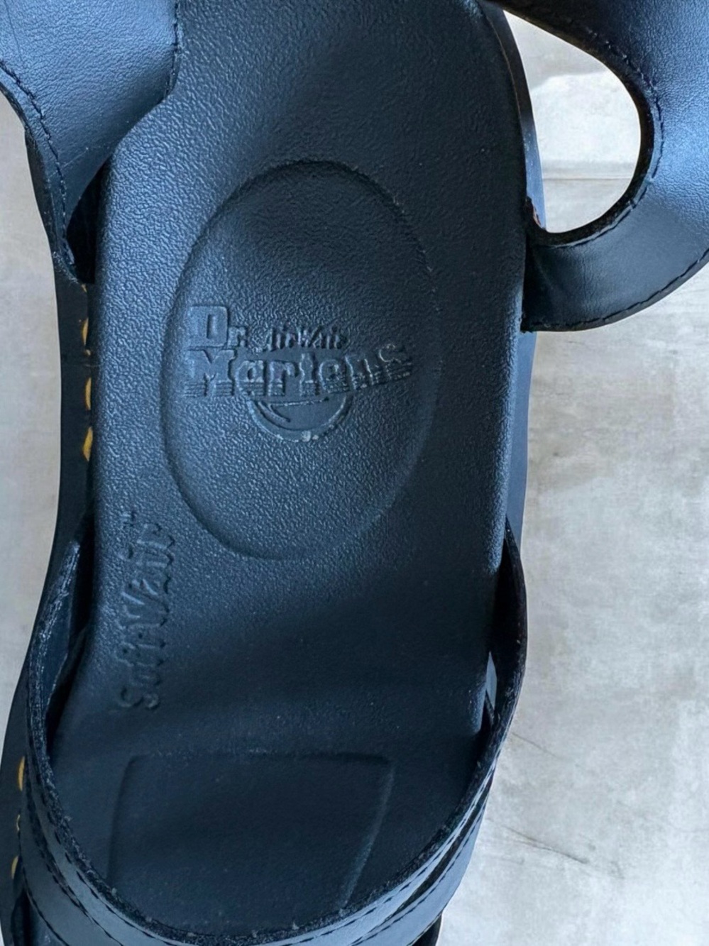 Dr. Martens Blaire Platform Sandal Black Leather Size 7 Nearly New - Picture 10 of 12